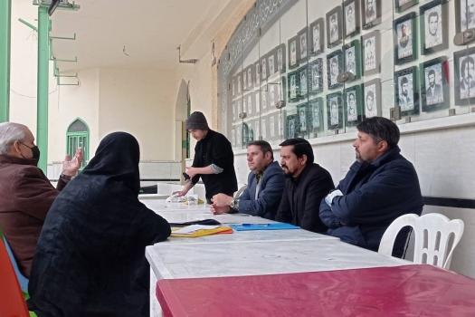 برپایی میز خدمت به به ایثارگران تهرانی در دهه فجر انقلاب اسلامی