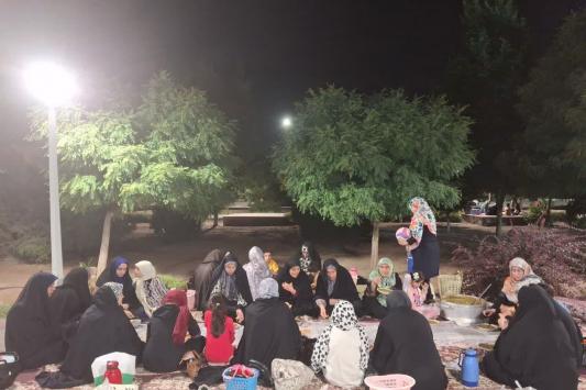 برگزاری اردوی تفریحی بصیرتی به همت حلقه حفظ قرآن شهید شکیبایی شهر شاهدیه یزد در پارک لاله 
