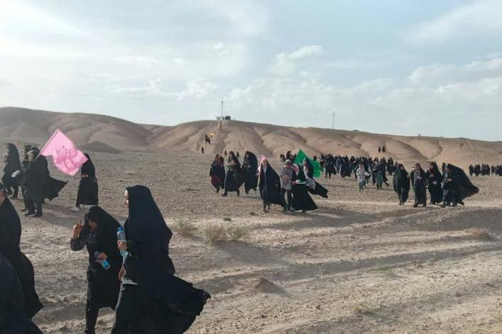برگزاری اردوی یکروزه تعالی بخش -پیاده روی وکوهپیمایی خواهران شهرستان سرخه -استان سمنان